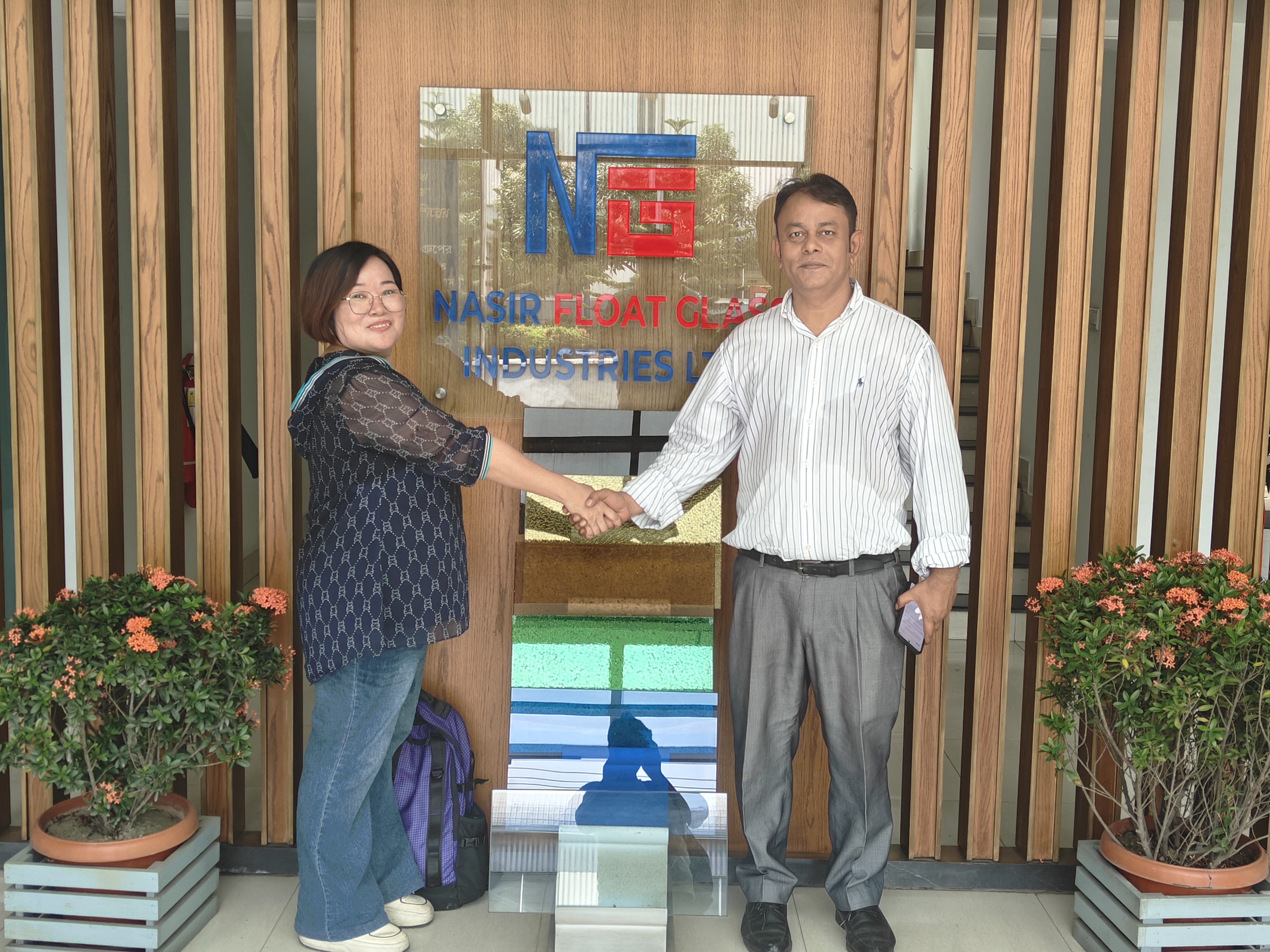 技术协同:金昶泰高层回访孟加拉硅酮胶龙头深化合作