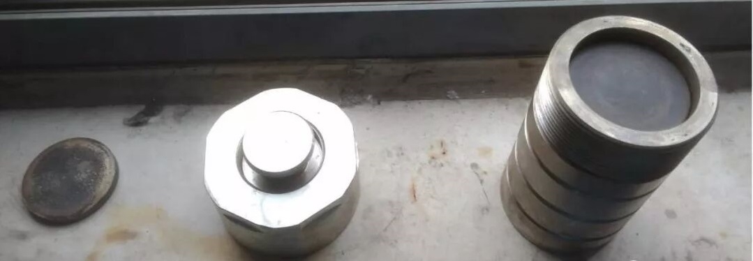 內(nèi)襯水熱反應(yīng)釜